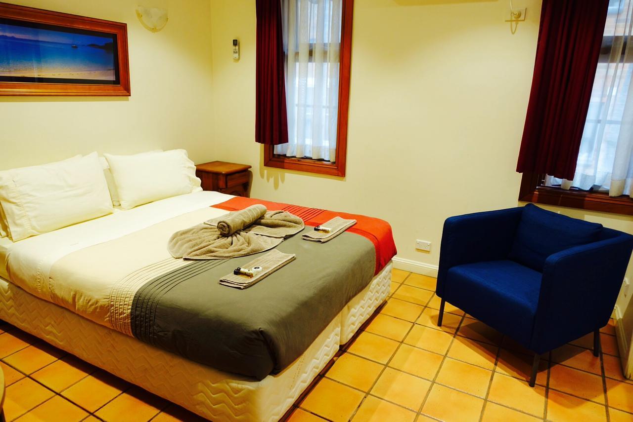 Manly Lodge Boutique Hotel Сидней Экстерьер фото